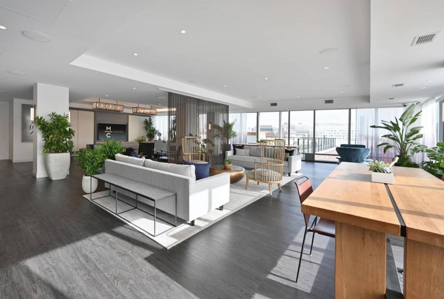 Apartment Central Sq Studio W Gym Doorman Wd Roof Bos-313